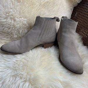 Dolce Vita Booties